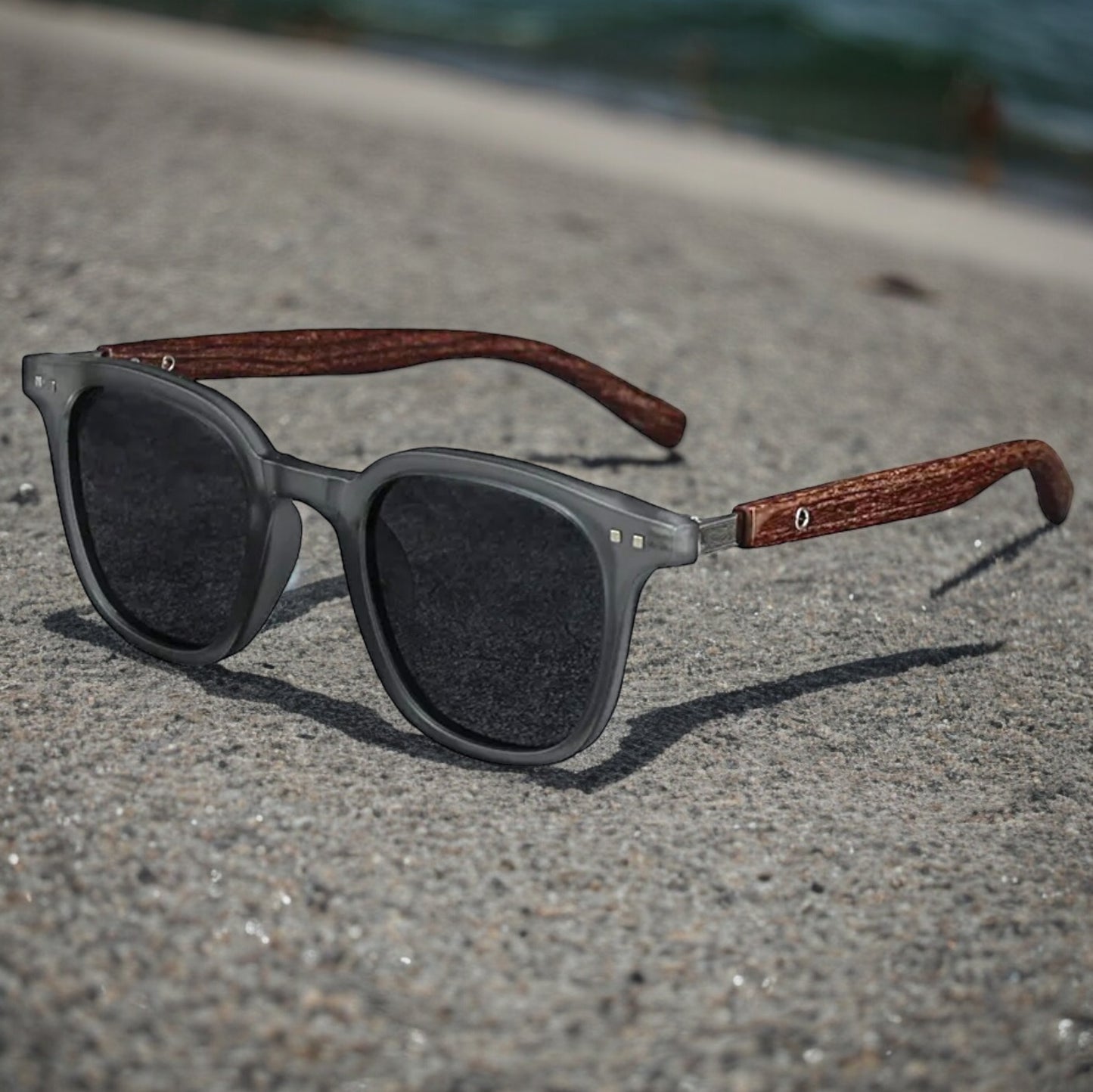 Wood Shadez Solbriller – Matt grå blå med imitert trestruktur