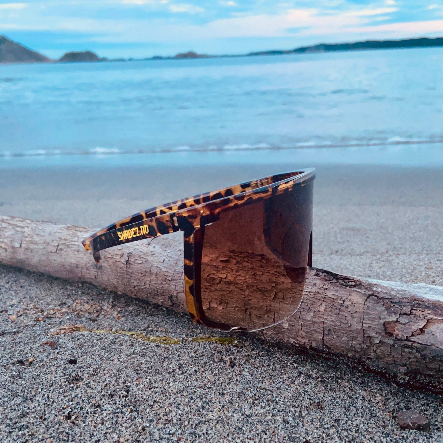 SHADEZ.NO® (leopard) Raske Shades solbriller – Store, lette og UV400-beskyttet